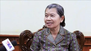 La vice-présidente du Parti du Peuple cambodgien (PPC) et conseillère suprême du Roi du Cambodge, Samdech Kittisangha Bundit Men Sam An. Photo: VNA.