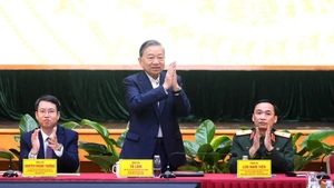 Le secrétaire général du Parti To Lam lors de l'événement. Photo : NDEL.