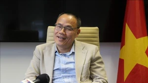 Le professeur, docteur ès sciences Nguyen Van Tam, chef du département d’informatique, de données et d’intelligence artificielle (IA) de l’Institut polytechnique de Paris (IP Paris). Photo : VNA.