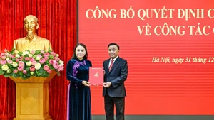 [En images] Nguyen Thi Thu Ha nommée cheffe adjointe permanente du Bureau du Comité central du Parti