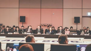 Le ministre Nguyen Hong Dien à la 36ᵉ réunion conjointe des ministres des Affaires étrangères et de l’Économie à Gyeongju. Photo : MOIT.