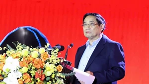 Le Premier ministre Pham Minh Chinh prend la parole lors de la cérémonie d'ouverture de la Semaine “Grande union nationale – Patrimoine culturel du Vietnam” 2025. Photo : VNA.