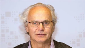 Le professeur Michael Brie, philosophe et chercheur allemand, spécialiste du socialisme, du communisme et des transformations sociales. Photo: VNA.