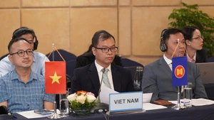Les délégués vietnamiens participant à la 20e réunion du Groupe de travail de l’ASEAN sur la Convention CITES et l’application de la loi en matière de faune et de flore sauvages. Photo : NDEL.