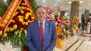 Les experts soutiennent les liens du Vietnam avec le monde