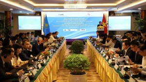 Une table ronde des entreprises de Ho Chi Minh-Ville et d’Astana (Kazakhstan). Photo : NDEL.