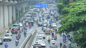 Hanoï prépare les restrictions progressives des véhicules polluants. Photo : Quan doi nhan dan.