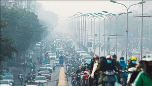 Véhicules à Hô Chi Minh-Ville. Photo : Thuonghieucongluan.