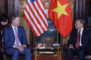 Le secrétaire général du PCV et président de la République Tô Lâm reçoit l’ambassadeur Jamieson Greer, représentant américain au Commerce (USTR). (Photo : VNA)