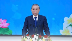 Discours du secrétaire général du PCV To Lam à l’Académie nationale laotienne de politique et d’administration publique