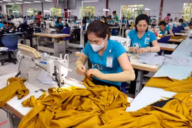 Le Vietnam exporte de manière stable des produits textiles vers les pays de l’ASEAN. Photo d’illustration : VNA