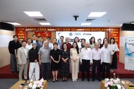 Participants à la conférence « Promouvoir le développement du commerce électronique dans l’industrie de la mode » à Hô Chi Minh-Ville. Photo fournie par les organisateurs. 