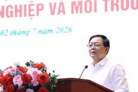 Le vice-Premier ministre Ho Quoc Dung s'exprime lors de l'événement. Photo: baochinhphu.vn 