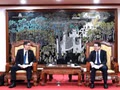Le vice-ministre des Finances Tran Quoc Phuong (à droite) rencontre le vice-président principal de la JICA, Hayakawa Yuho, à Hanoï le 25 mai. (Photo : Ministère des Finances du Vietnam) 