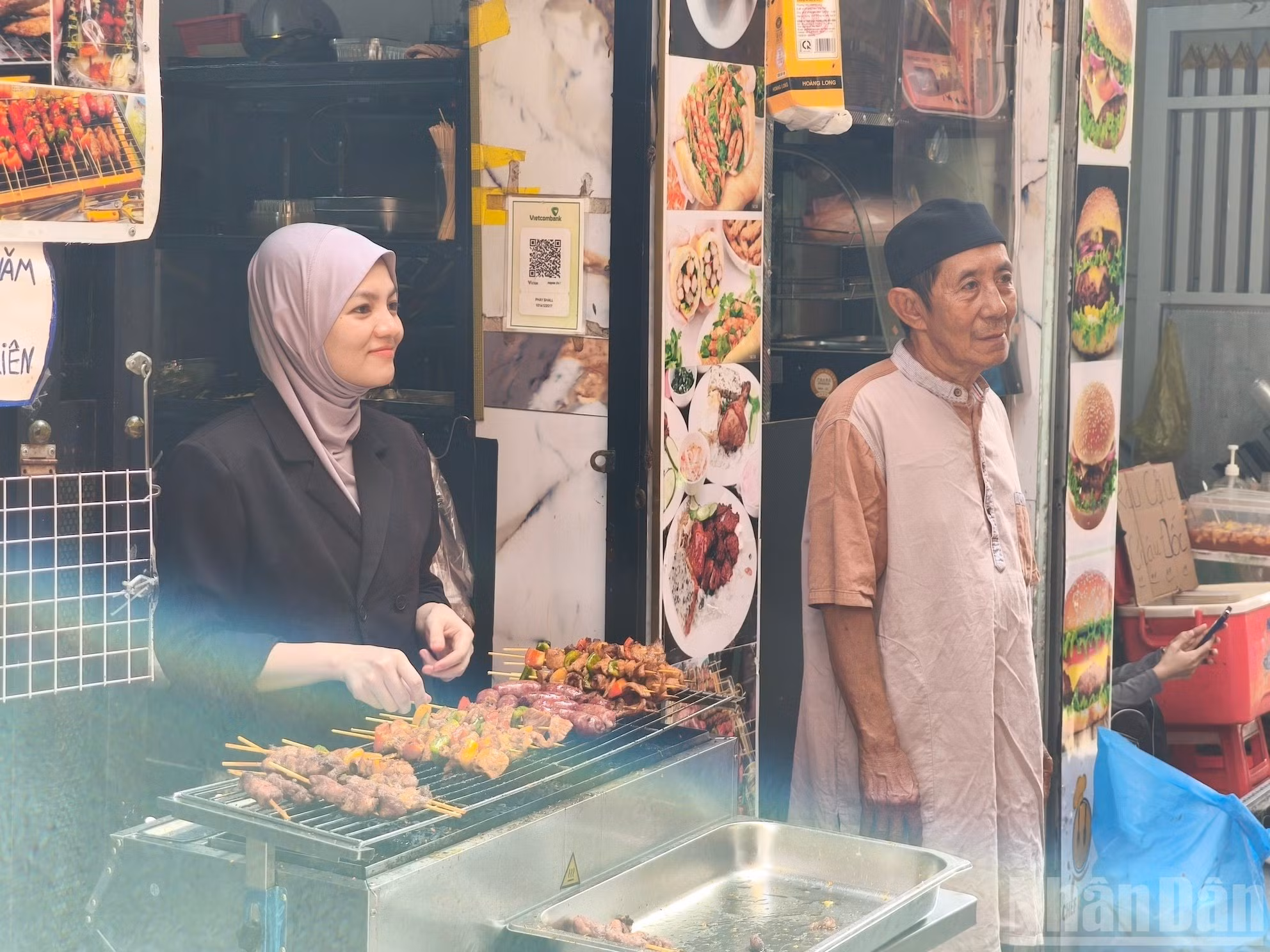 La cuisine du Moyen-Orient séduit touristes et jeunes à Ho Chi Minh-Ville.