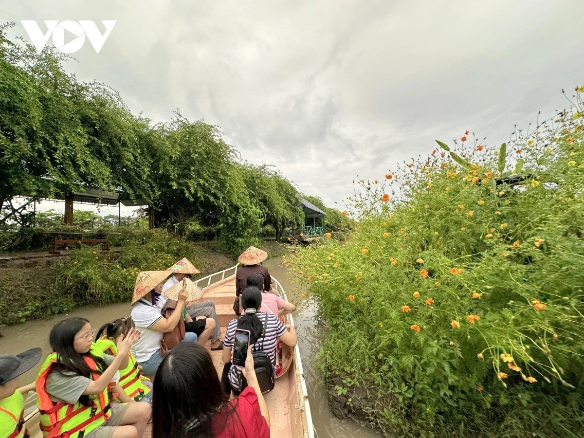 Changer les habitudes et comportements quotidiens est indispensable pour réduire les émissions et s’adapter au changement climatique. Photo: VOV can-thay-doi-thoi-quen-hanh-vi-hang-ngay-cua-moi-nguoi-dan-de-giam-phat-thai-va-thich-ung-voi-bdkh-11zon-1.jpg