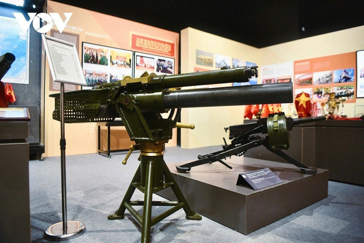 q4-11zon.jpg