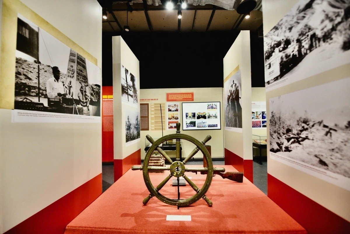 q6-11zon.jpg