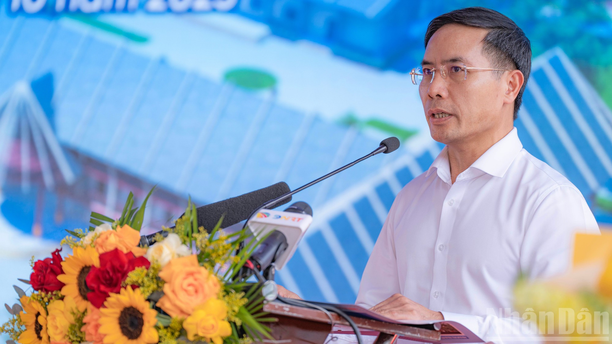 Pham Duc An, président du Comité populaire de la ville de Da Nang, prend la parole lors de la cérémonie. 4.jpg