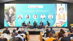 Lors du Forum de l’investissement à impact Vietnam 2025, le 10 décembre à Hanoï. Photo : NDEL.