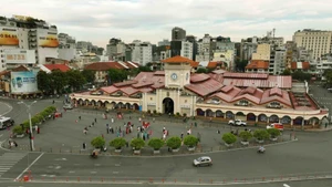 Marché Bên Thành à Hô Chi Minh-Ville. Photo : VNA.