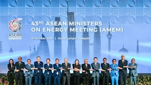 Les chefs de délégation participent à la 43e réunion des ministres de l'Énergie de l'ASEAN (AMEM-43), les 16 et 17 octobre à Kuala Lumpur. Photo : congthuong.vn 