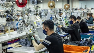 Selon les prévisions, les flux d'investissements étrangers au Vietnam continuent d’augmenter fortement malgré les fluctuations de l'économie mondiale.