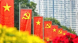 Vers le XIVe Congrès du PCV : l'énergie, clé de la croissance du Vietnam jusqu'en 2045