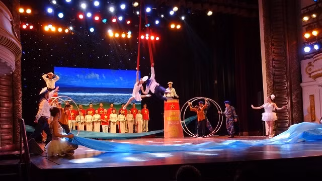 Des programmes artistiques seront organisés à l’occasion de la Journée de libération de la capitale Hanoi. Photo d’illustration: DH/NDEL.