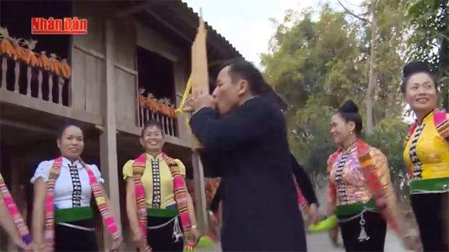 Han Khuông et les activités culturelles populaires typiques des Thaï