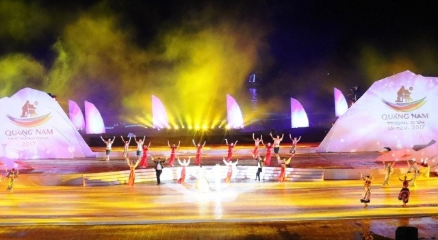 Cérémonie d'ouverture du Festival des patrimoines de Quang Nam 2017. Photo: NDEL.