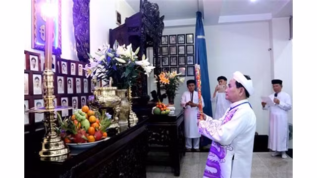 Nguyên Huu Nhon, chef du Comité de gestion de Nam Thanh Thanh Thât, à la célébration du 93e anniversaire de la fondation du caodaïsme, le 21 septembre à Hô Chi Minh-Ville. Photo : Xuân Khu/VNA/CVN.