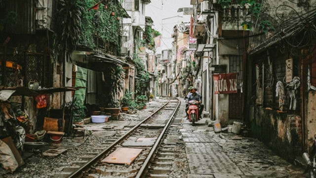 Une ancienne rue de Hanoi. Photo : Zing/kienthuc.net.vn