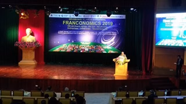 Les Franconomics 2019, première édition de Franconomics, fin octobre 2019 à Hanoï et dans la province de Hung Yên. Photo : CVN