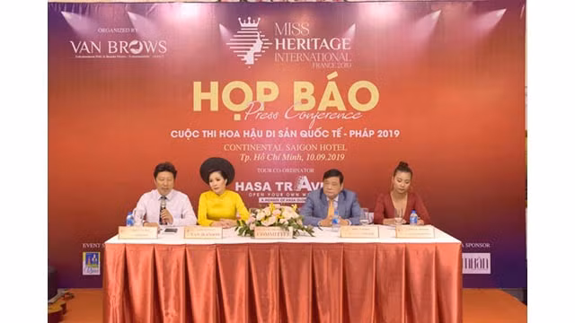 La conférence de presse présente le concours « Miss Héritage International France 2019 ». Photo : http://saigondautu.com.vn/