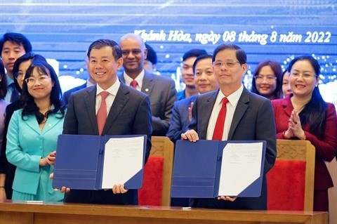 Cérémonie de signature entre Vingroup et la province de Khanh Hoa, le 8 août à Nha Trang. Photo : Vingroup/CVN.