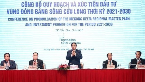Le Premier ministre Pham Minh Chinh préside la conférence. Photo : VNA.