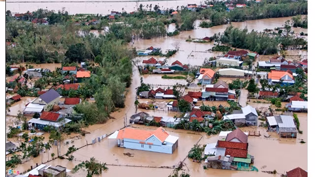 Inondations dans la province de Quang Ngai (Centre). Photo : zing.vn