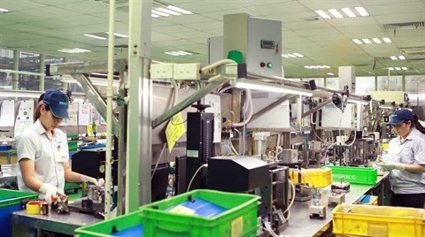L'un des grands avantages actuels du Vietnam est la capacité de production de son industrie de haute technologie qui est accélérée par une main-d'œuvre jeune et hautement qualifiée. Photo : VNA.