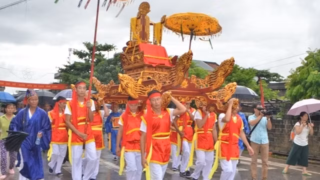 Festival de la maison communale de Trà Cô est organisé annuellement au niveau municipal. Photo: QTV.