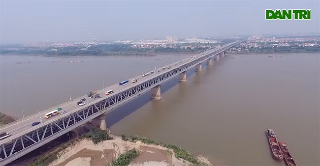 Originalité de 6 ponts enjambant le fleuve Rouge