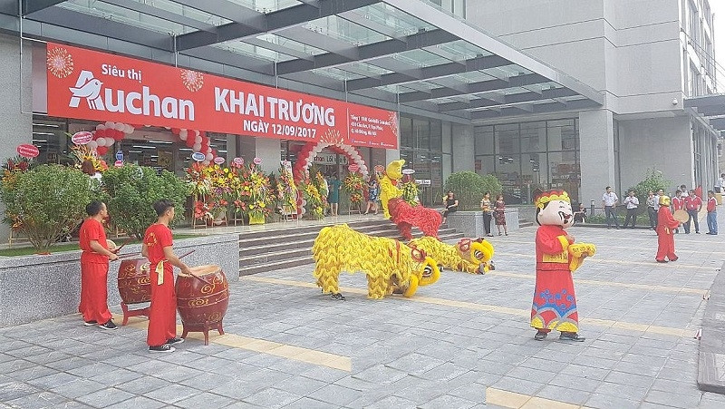 Cérémonie d'ouverture du 15ème supermarché Auchan au Vietnam. Photo: DH/NDEL.