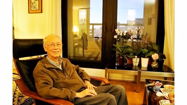  L’astronome Nguyên Quang Riêu. Photo : T.H-UGVF