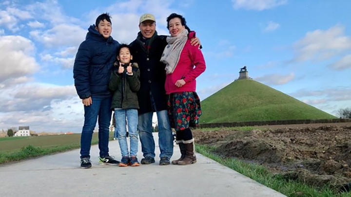 La famille de Nguyên Thi Minh Liên, directrice de Vinamex. Photo : VNA.