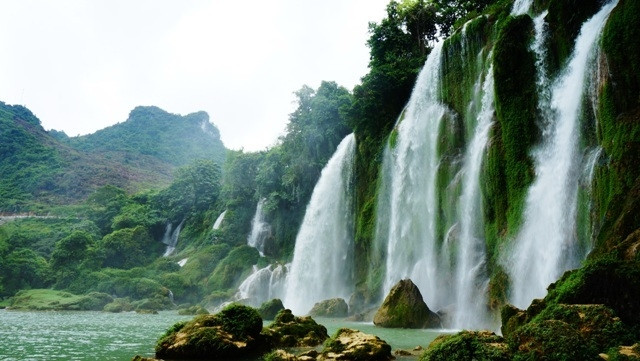 La beauté des paysages de Viêt Bac. Photo: Diêu Hà/NDEL.