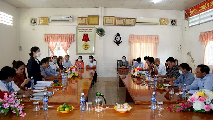 La séance de travail entre les deux parties. Photo : thoidai.com.vn