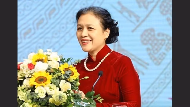 L'ambassadrice Nguyên Phuong Nga, présidente de l'Union des Organisations d'Amitié du Vietnam.