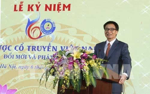 Vice-Premier ministre Vu Duc Dam lors de la cérémonie. Photo: NDEL.