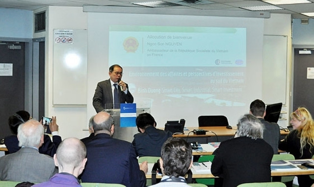 L’Ambassadeur du Vietnam en France, Nguyên Ngoc Son, prend la parole. Photo: NDEL.