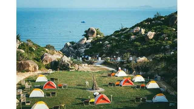 La fête du tourisme balnéaire de Quy Nhon 2022 aura lieu à l'occasion du 30 avril et du 1er mai. Photo : baodautu.vn